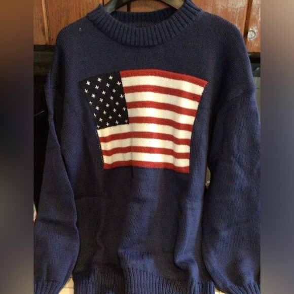 SALE 🇺🇸! Navy Blue Sweater with American Flag Patch - Picture 2 of 5